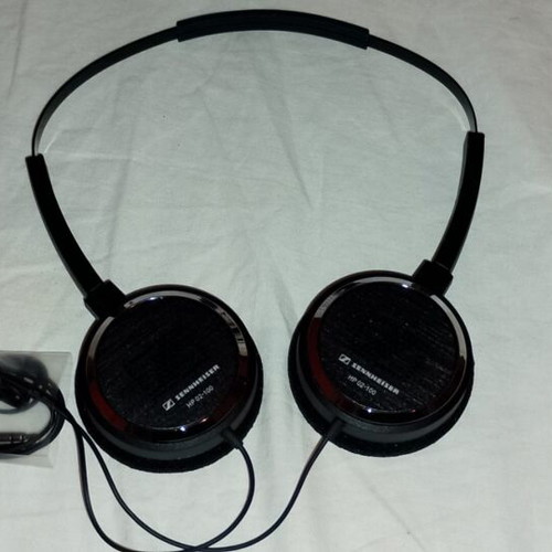 Sennheiser HP 02-100 headphones new, wired open type