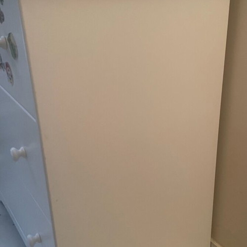 Casababy baby changing dresser like new white with 3 large drawers