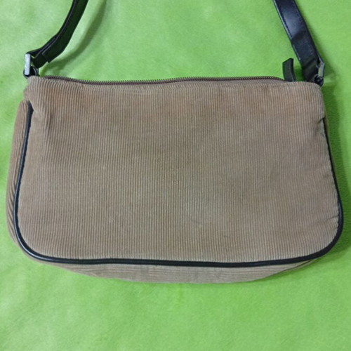 Atmosphere corduroy shoulder bag like new, beige 90s style