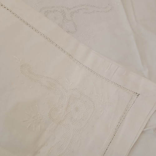 Handmade tablecloth with two cotton placemats new 2.25×2.70