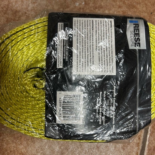 Reflective Reese Tow Strap 9.14 Meters New Heavy Duty with Hooks
