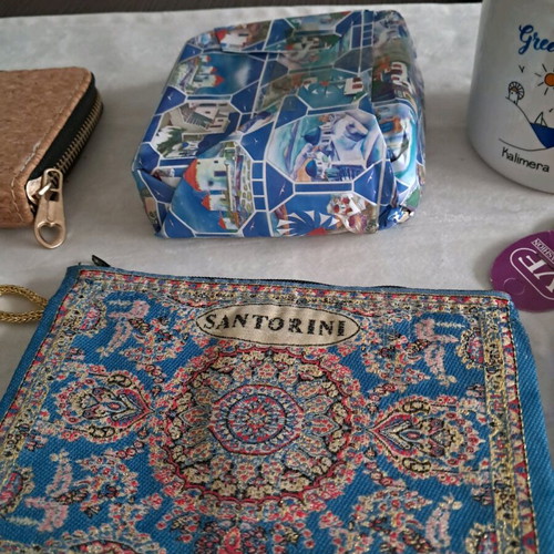 Santorini souvenir set new with cups wallets ashtrays magnets and rug