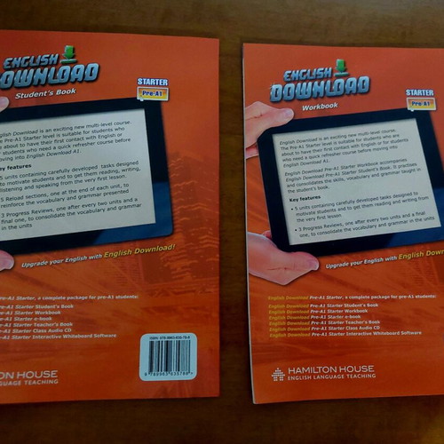English books Pre-A1 like new, set of 2