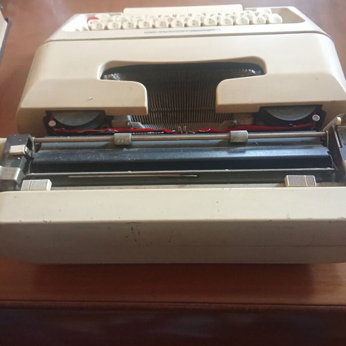 Olivetti Lettera 35 mechanical typewriter used