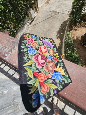 Vintage πορτοφόλι με κέντημα petit point σαν καινούργιο