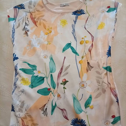 Zara Satin and Cotton Floral Blouse like new, size S-M