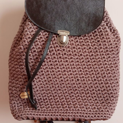 Handmade knitted backpack pink with floral lining