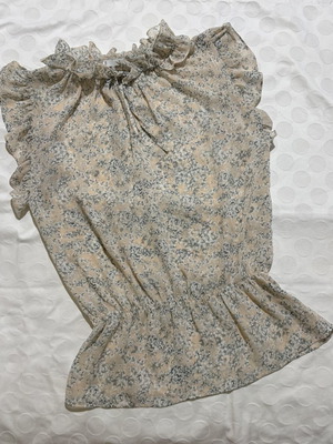 Mango floral sleeveless blouse size S, like new, beige