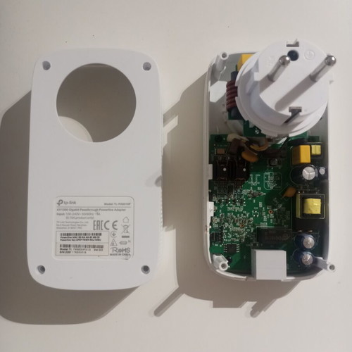 TP-Link powerline adapter TL-PA8010P used, broken
