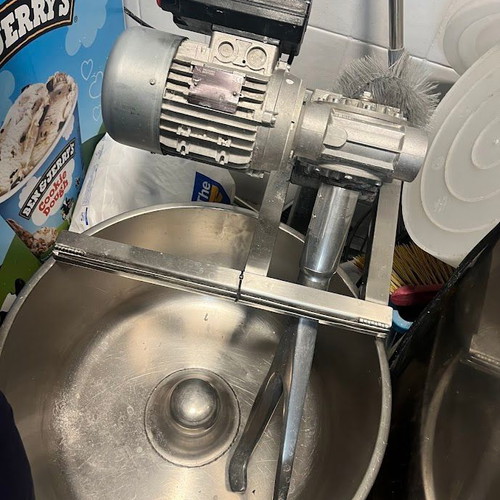 Dough Mixer used 40 liters with inox bowl