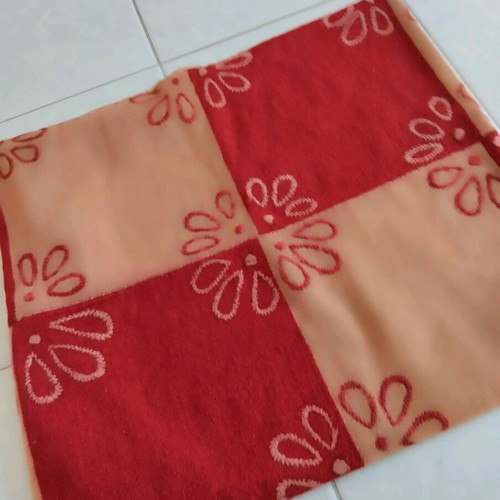 Woven smooth pillowcase like new 54x47 cm