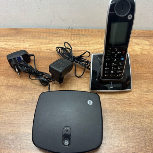 Motorola CE31591GE1 cordless Skype phone like new