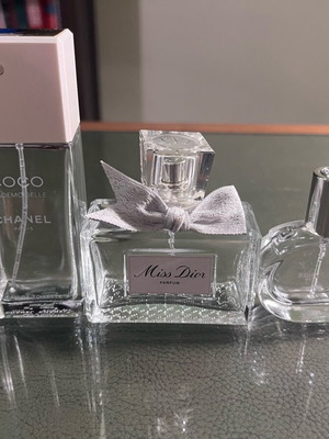 Set of decorative perfume bottles used, Chanel, Dior, Hermès