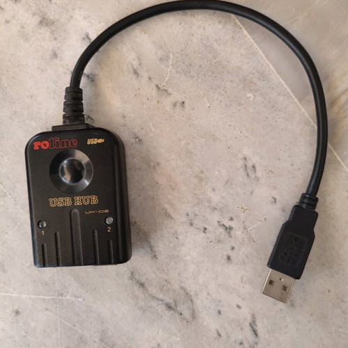 Roline card reader USB hub used with two ports