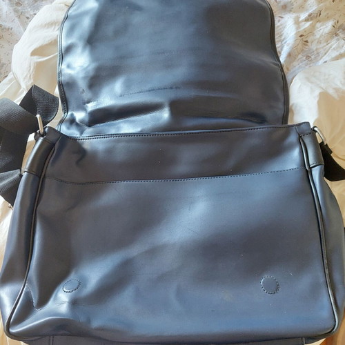 Calvin Klein messenger bag like new, dark blue crossbody