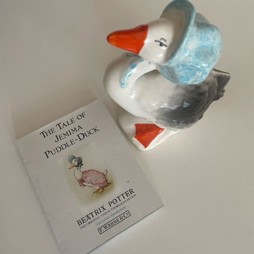Porcelain duck like new for children's room or cottage decor