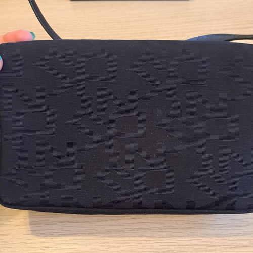 DKNY shoulder bag black like new