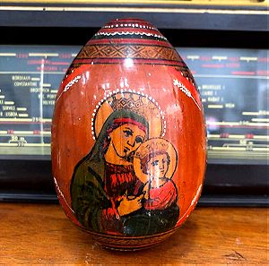 Παλιο ρωσικό αυγό με Αγίους