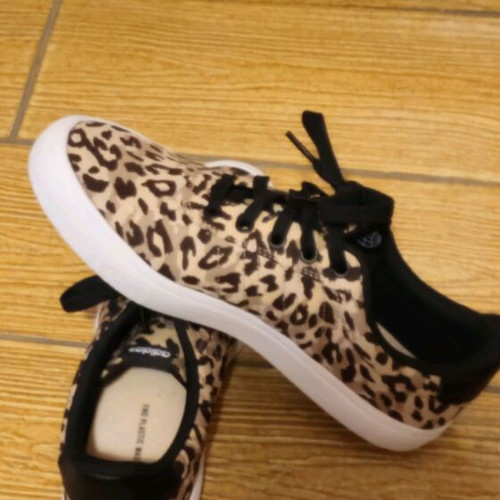 Adidas Women's Shoes like new, size 40, leopard print