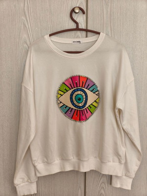Women's white sweatshirt like new, size L