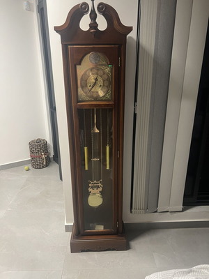 Howard Miller Grandfather Clock like new