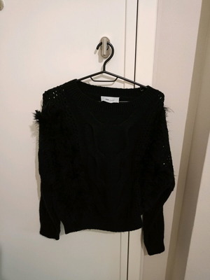 Bsb women's sweater black medium like new