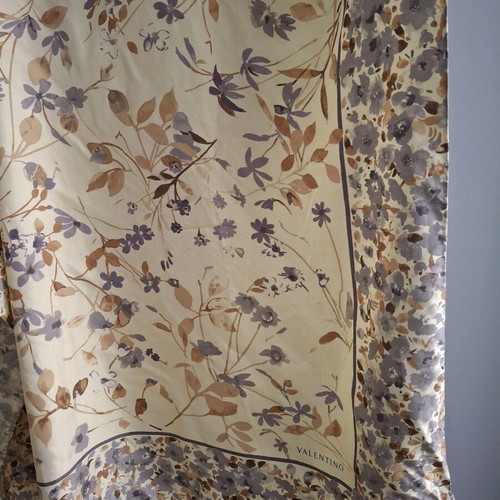 Vintage Valentino silk floral shawl like new, beige