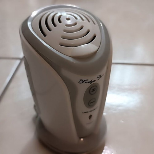 Air purifier with negative ions for fridge, like new