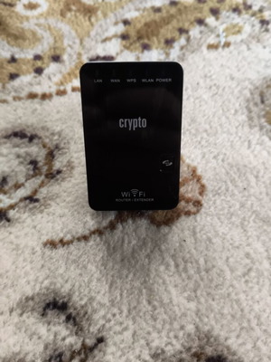 Crypto wifi extender repeater like new