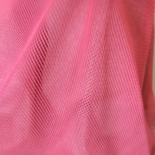 Nike gym bag like new, medium, fuchsia, shoulder type