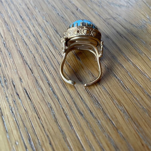 Ring with blue stone like new, turquoise and gold color