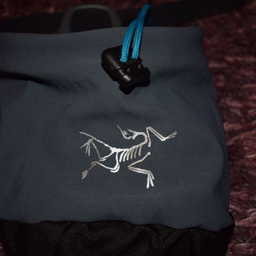 Arc'teryx Chalk Bag like new, black and gray