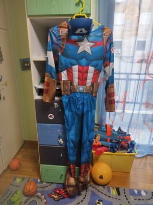 Captain America carnival costume for 9-10 years like new