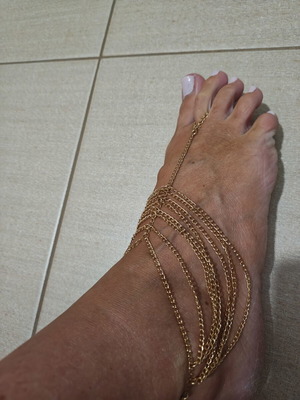 Gold anklet accessory chain
