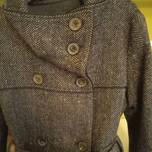 Zara coat S dark gray like new with belt and herringbone collar