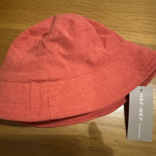 Bucket hat Nef-Nef Stay Salty melon color, new, 100% polyester