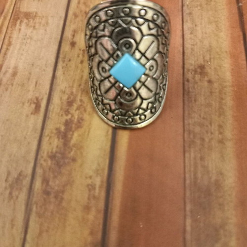 Jewelry set with ring used