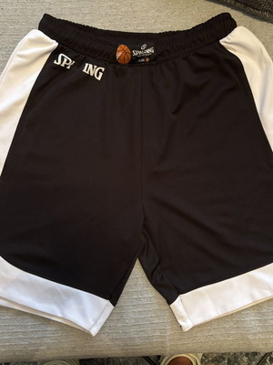 Spalding Hustle Shorts men's athletic black and white, like new