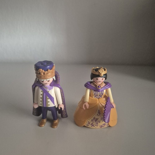 Playmobil King and Queen figures like new