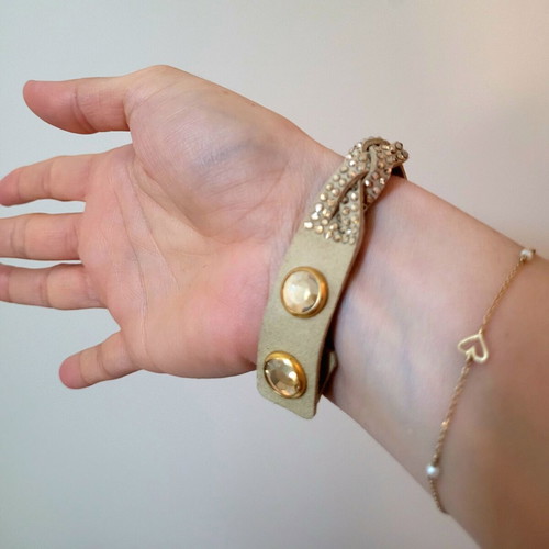 Juicy Couture bracelet like new, beige and gold