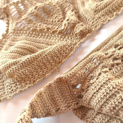 Handmade knitted bikini set new, size small, beige