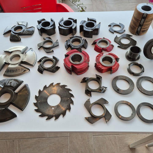 Cutting tools and adapters used, spindle spacers with 50mm shaft
