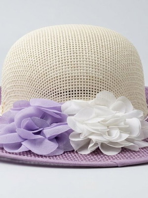 Straw women's hat new in lilac and white shades