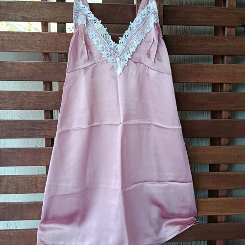 Vintage pink satin nightgown with robe set like new, size S/M