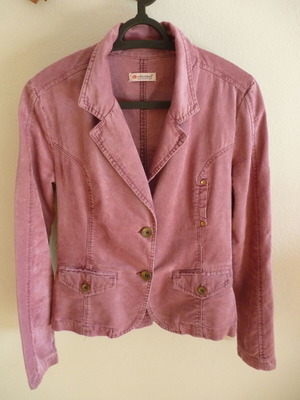 Vitamina corduroy jacket in fantastic rotten apple color like new