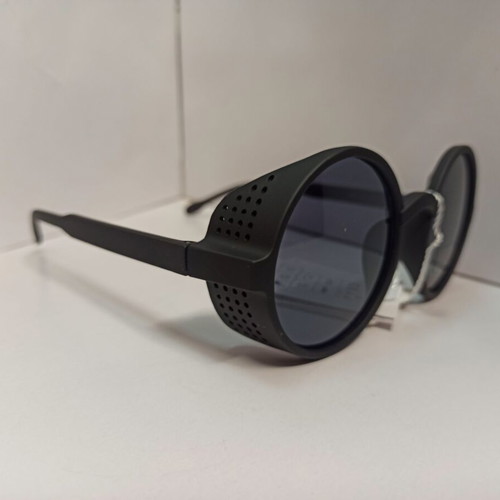 Men's sunglasses new with attractive design