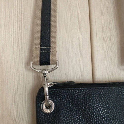 Kem shoulder bag like new, black and beige