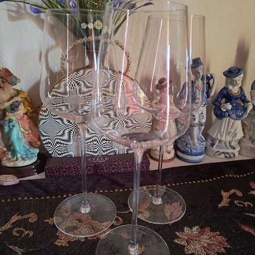 Large wine glasses new, set of 3 pieces