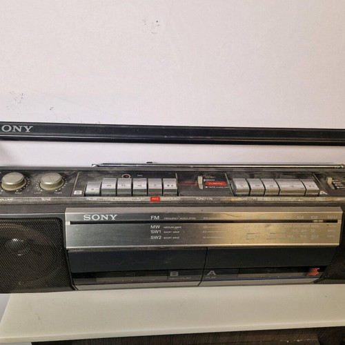 Sony cassette radio used, 80s decade, good condition