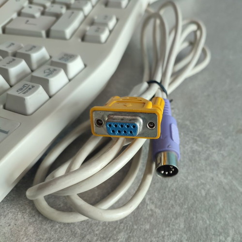 Liteon SK-6000 combo Din5 keyboard and serial mouse, German layout